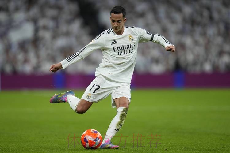 记者：巴斯克斯收到沙特报价 世俱杯后将决定未来